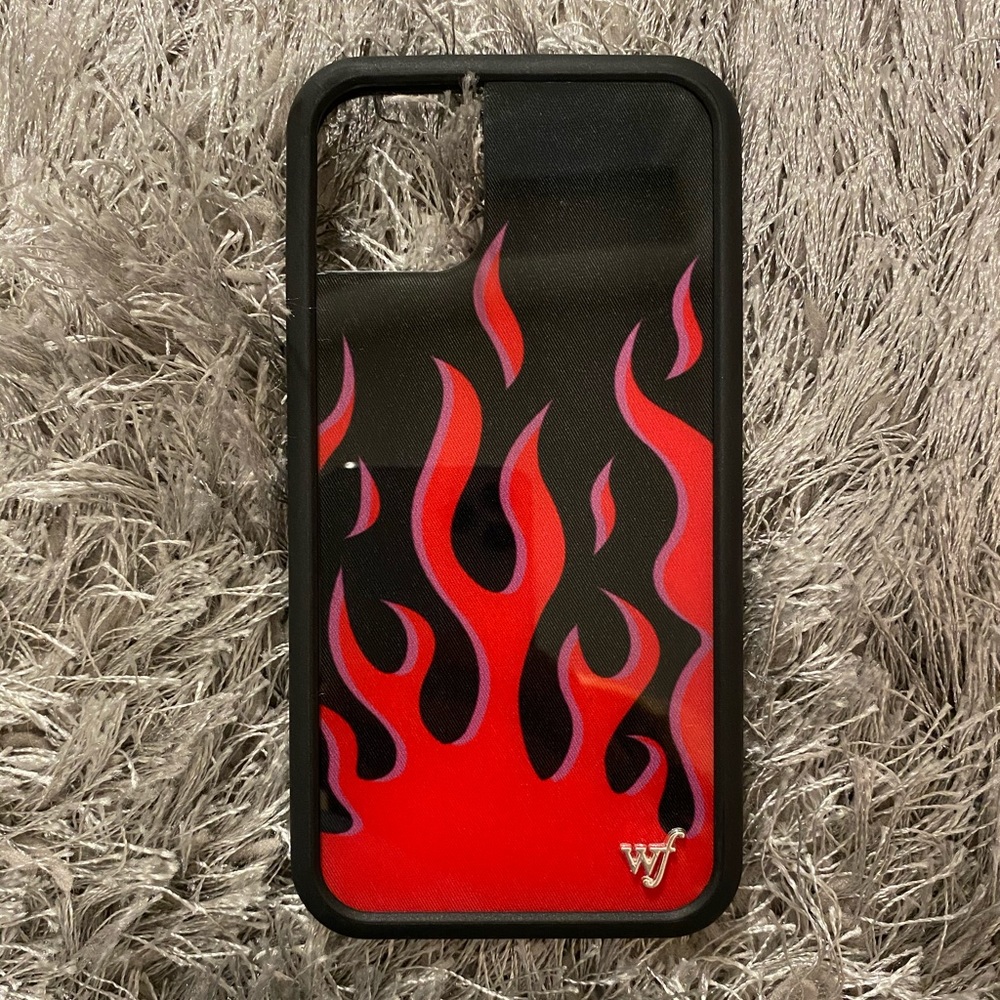 RED FLAMES WILDFLOWER CASE IPHONE 11